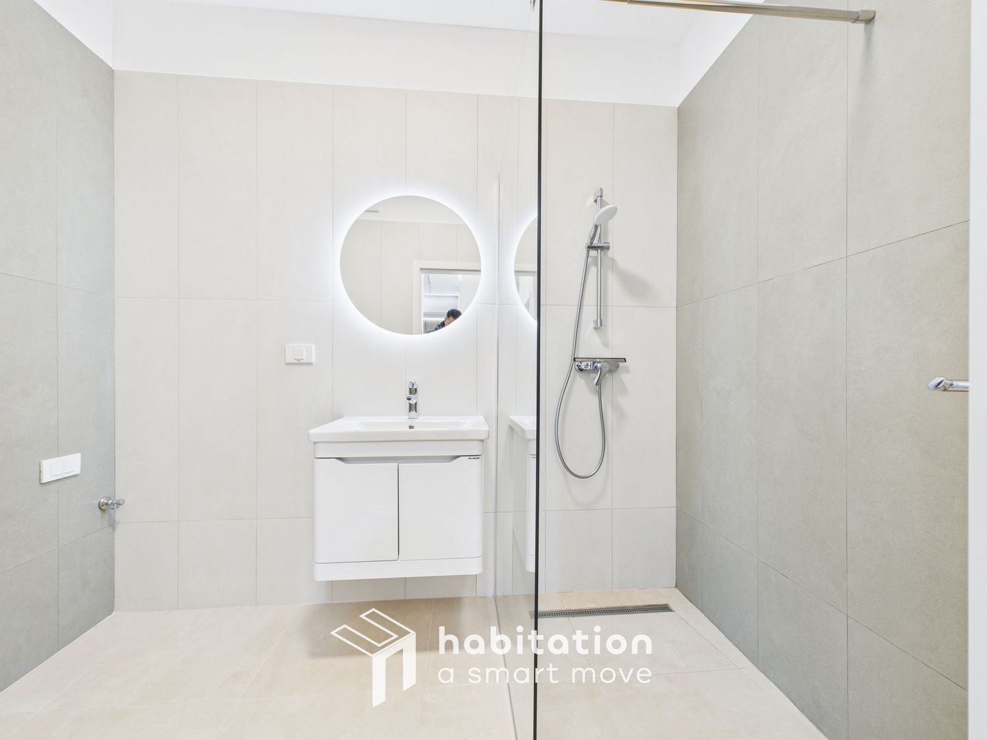 Acasă începe aici: 3 camere, prima închiriere,  Central - City of Mara - Poză 11