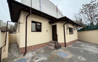 "Casa bunicii" la vanzare in zona Vatra Luminoasa