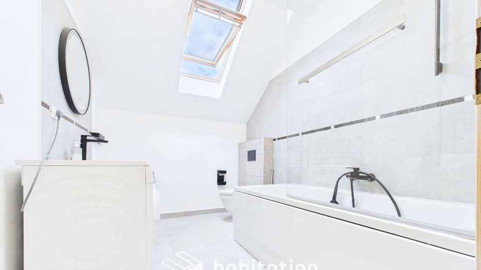 Casă individuală  în Dumbrăvița – liniște, spațiu și lumină naturală - Poză 24