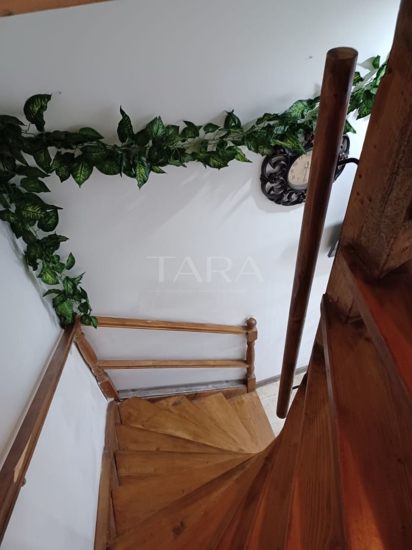 Casa insiruita de vanzare cu 4 camere in zona Centrala - Poză 10