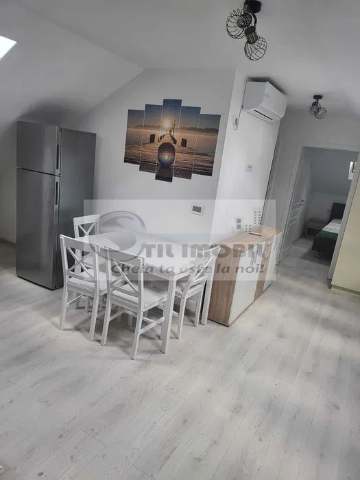 Apartament 4 camere Podul de Piatra 700 euro - Poză 2
