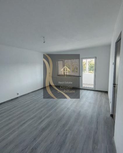 Garsonieră spațioasă de vânzare - Vitan Mall Vitan. - Poză 2
