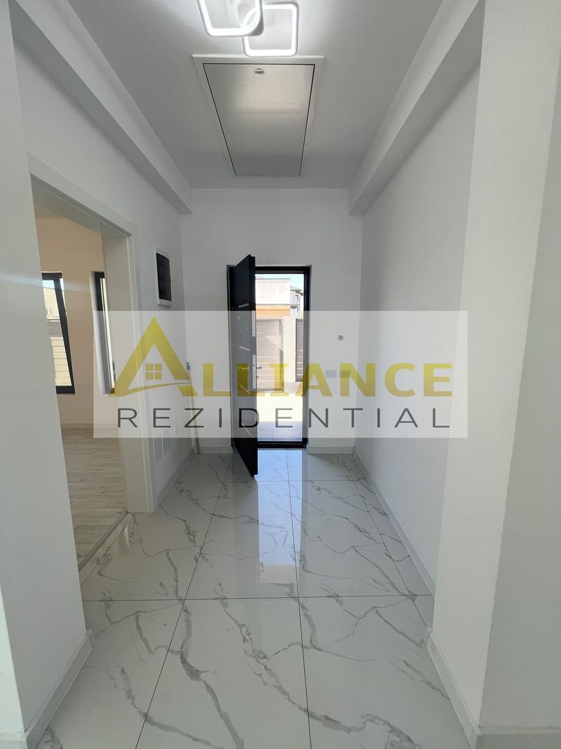 Casa individuala parter - 4 camere - STR.Miorita - Poză 12
