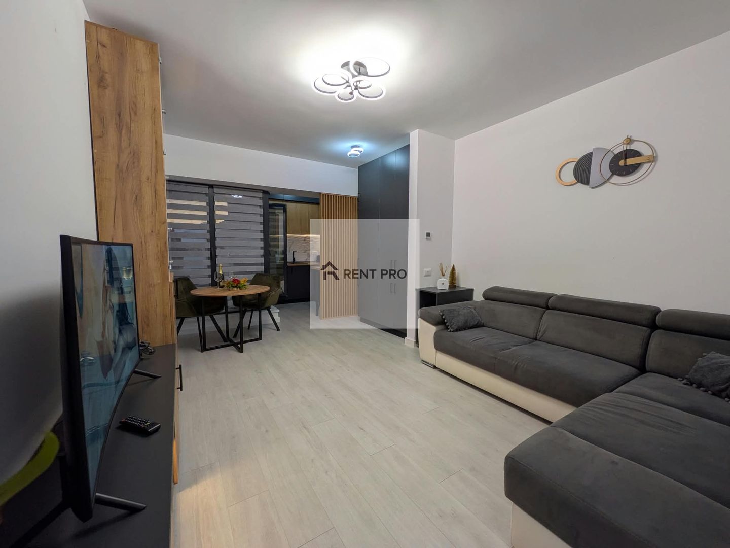 2 Camere Smart Lujerului Metrou Afi Mall Parcare Inclusa - Poză 15
