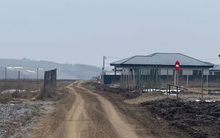De vanzare teren Miroslava - Poză 7