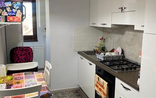 APARTAMENT 2 CAMERE SEMIDECOMANDAT - VALEA LUPULUI - Poză 3