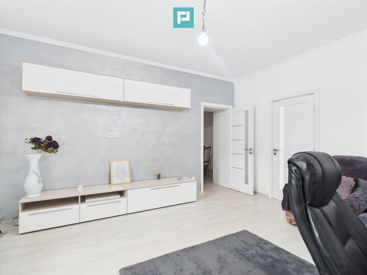 Casă Individuală cu spațiu comercial - Variaș - Poză 15