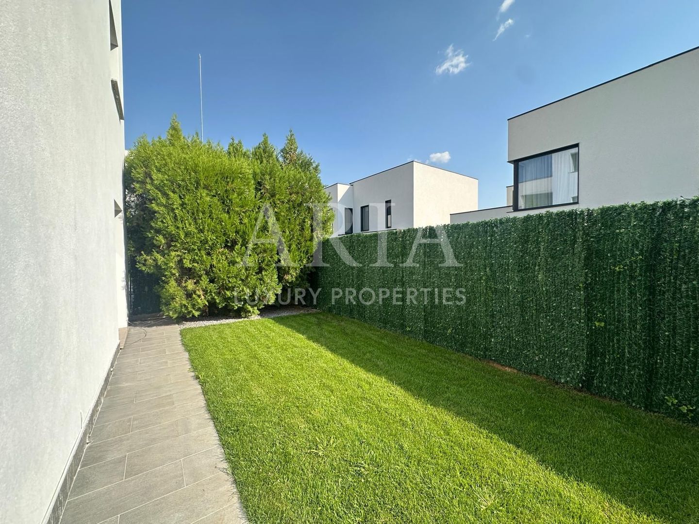 MODERN VILLA  - LUXURY GATED COMMUNITY - Poză 4