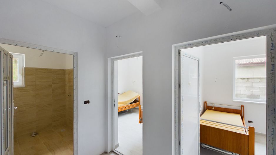 Casă cu destinații multiple în Gai - Poză 10