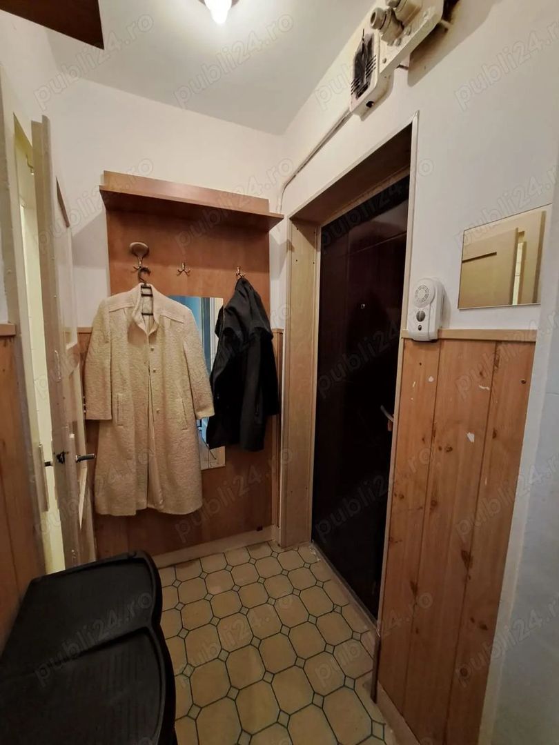 Garsoniera Calea Bucuresti - zona Judetean - Poză 9