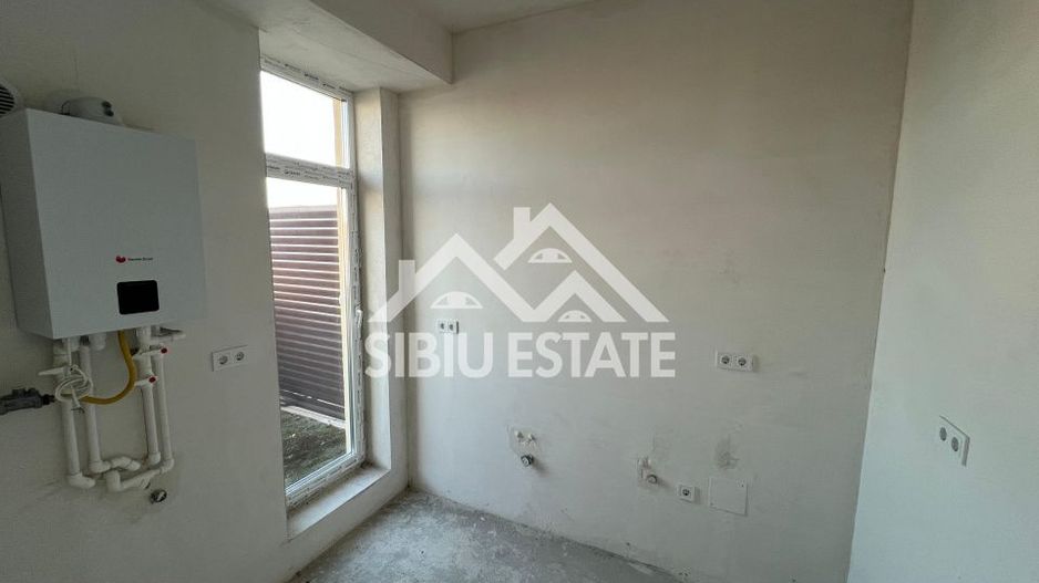 Garsonieră de vânzare , Zona Henry Coandă, Sibiu, 2 locuri de parcare - Poză 3