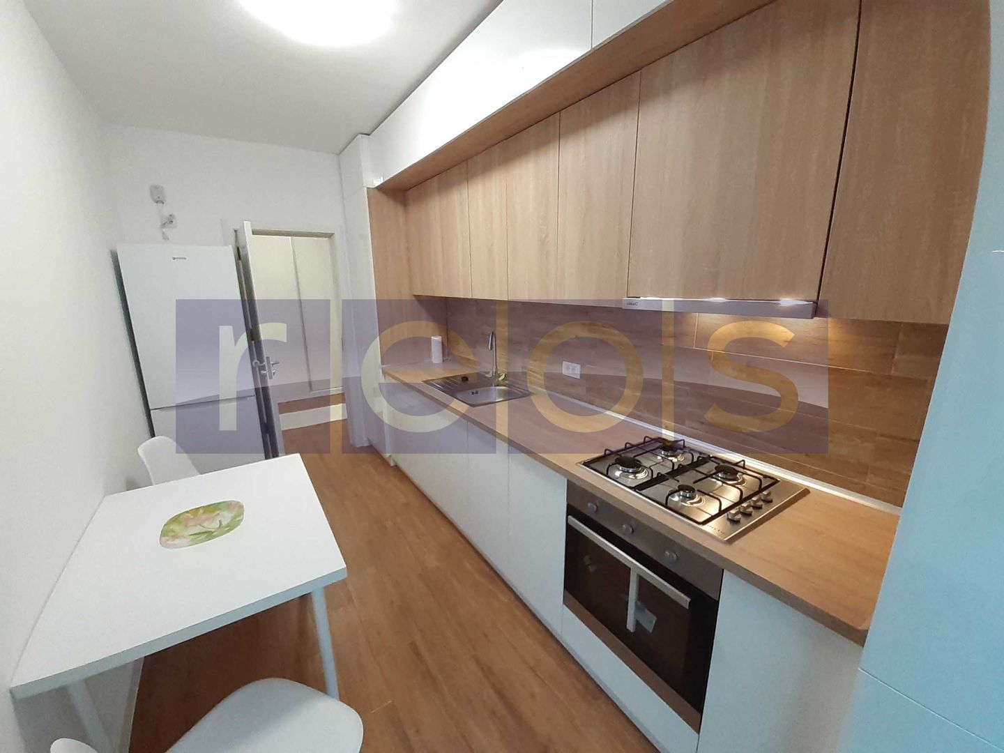 INCHIRIERE 2 CAM 64MP | LUJERULUI | PARCARE | MOBILAT SI UTILAT LUX - Poză 4