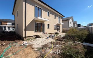 CASA DUPLEX, TOATE UTILITATILE, STRADA ASFALTATA, COMISION 0% - Poză 2