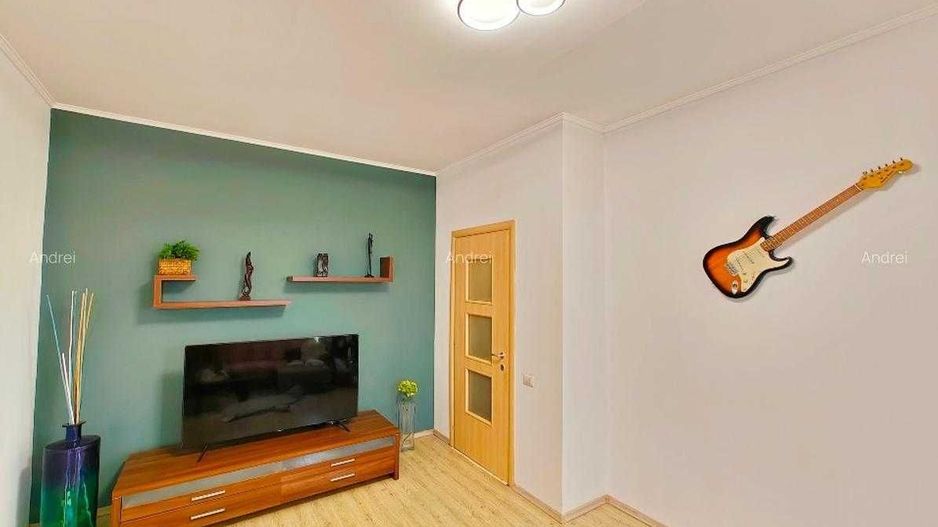 Apartament cu terasa spatioasa si vedere catre spatii verzi - Poză 1