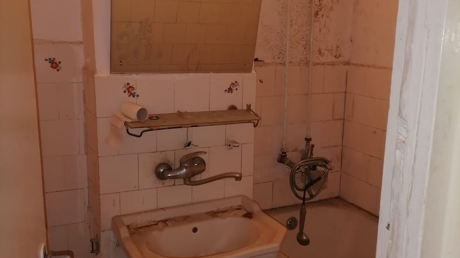 BRASADAS vinde apt. CENTRAL 4 cam. 85mp la etajul 4/4. - Poză 5