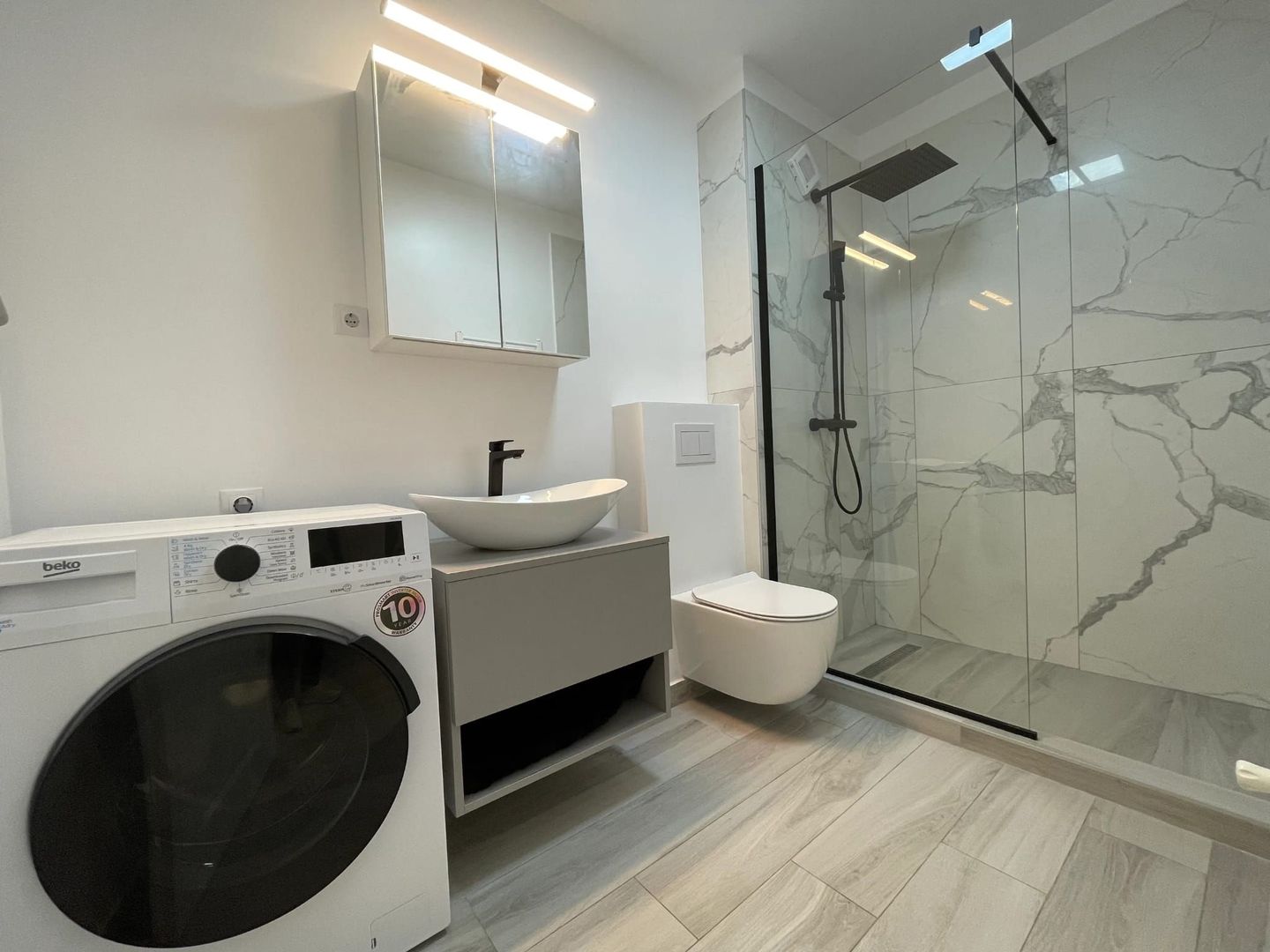 3 Camere Superfinisate Andrei Muresanu zona Piata Cipariu - Poză 5