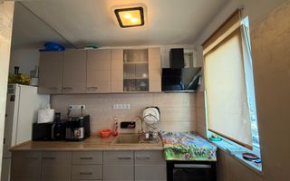 Apartament cu 2 camere, etaj intermediar, zona Vivo - Poză 5