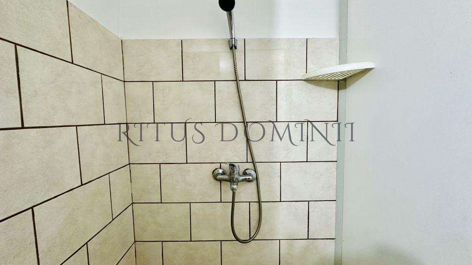 Apartament pentru 10 muncitori la Casa, Nufărul - Poză 7