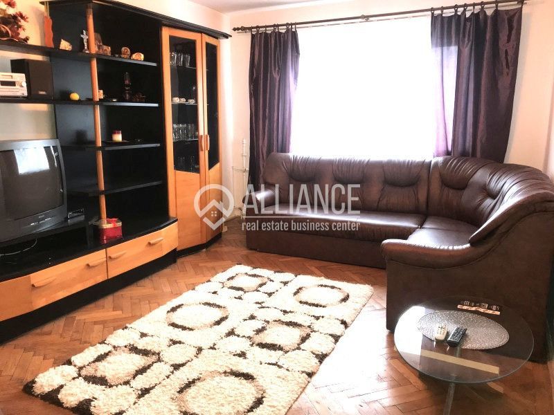 GARA-ABATOR- Apartament de 3 camere foarte spatios si luminos! - Poză 2