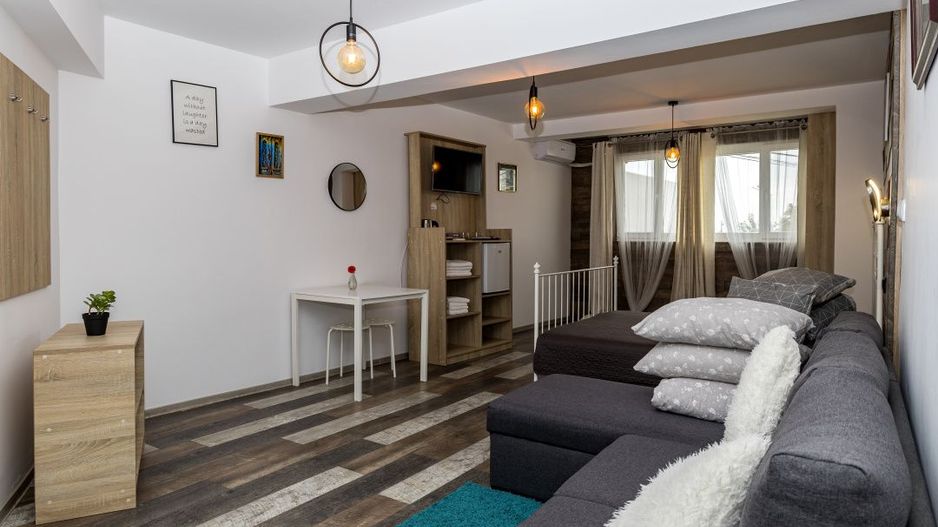 Spatiu tip motel/in curs de autorizare pentru camin de seniori-personal existent - Poză 9