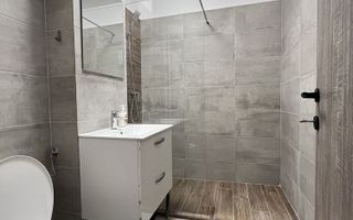 Garsonieră complet renovată – mobilată și utilată, bloc reabiliatat - Poză 4