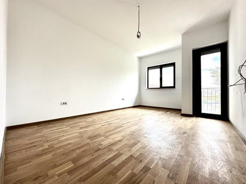 Duplex 5 camere, zona liniștită, in Dumbrăvița - Poză 14