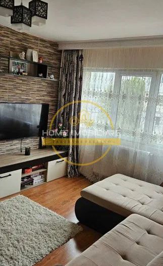 Apartament 3 camere Podu Ros - Poză 2