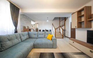 Casa in zona Astrelor, 4 camere, P+1, Comision 0% - Poză 1