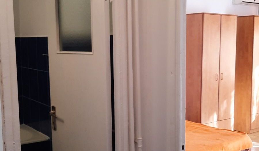 Garsoniera bloc mixt 1983, Favorit, Drumul Taberei - Poză 8