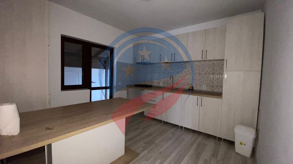 CASA FINALIZATA SI MOBILATA ZONA LAPUS - Poză 3