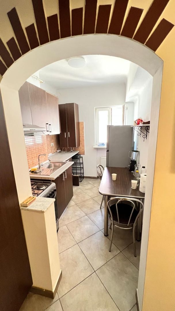 APARTAMENT COCHET  ZONA DOROBANTI CAPITALE - Poză 2