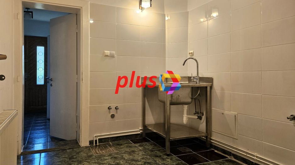 Casa deosebita cu 6 camere Central Brașov - 210 mp - Poză 5