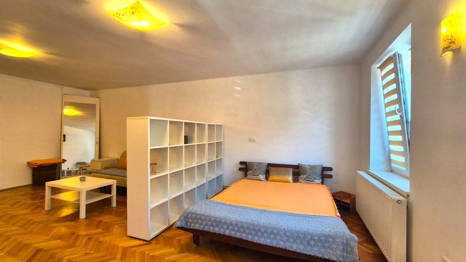 Exclusivitate - Imobil 53 mp,  la 3 minute de P-ta Sfatului, pet friendly - Poză 9