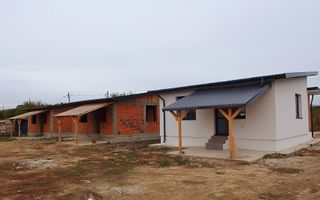 Căsuță (nu doar) de week-end pentru pasionații de pescuit și natură. - Poză 2