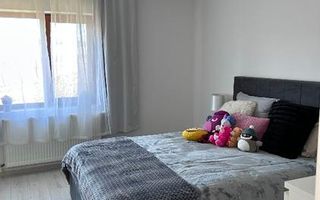 Casă modernă, spațioasă, gata de mutat,6400 mp teren, terase și garaj 399.000 € - Poză 7