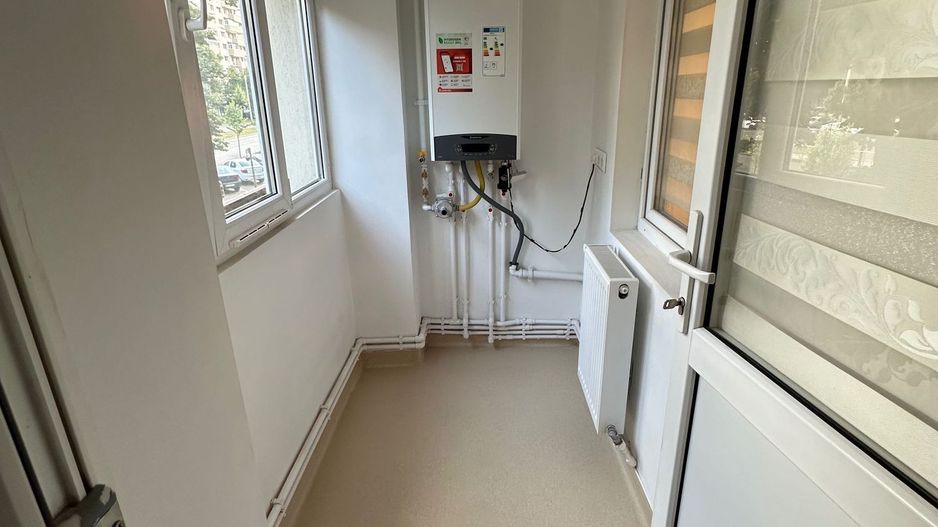 AP. 3 CAMERE - CENTRALA PROPRIE, MORARILOR, RENOVAT,  COMISION 0% - Poză 2