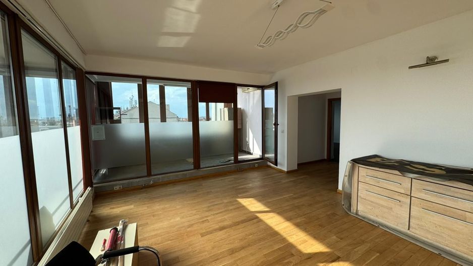 COMISION 0 | Penthouse | 3 camere | 143 mp utili | Complex Studențesc - Poză 4