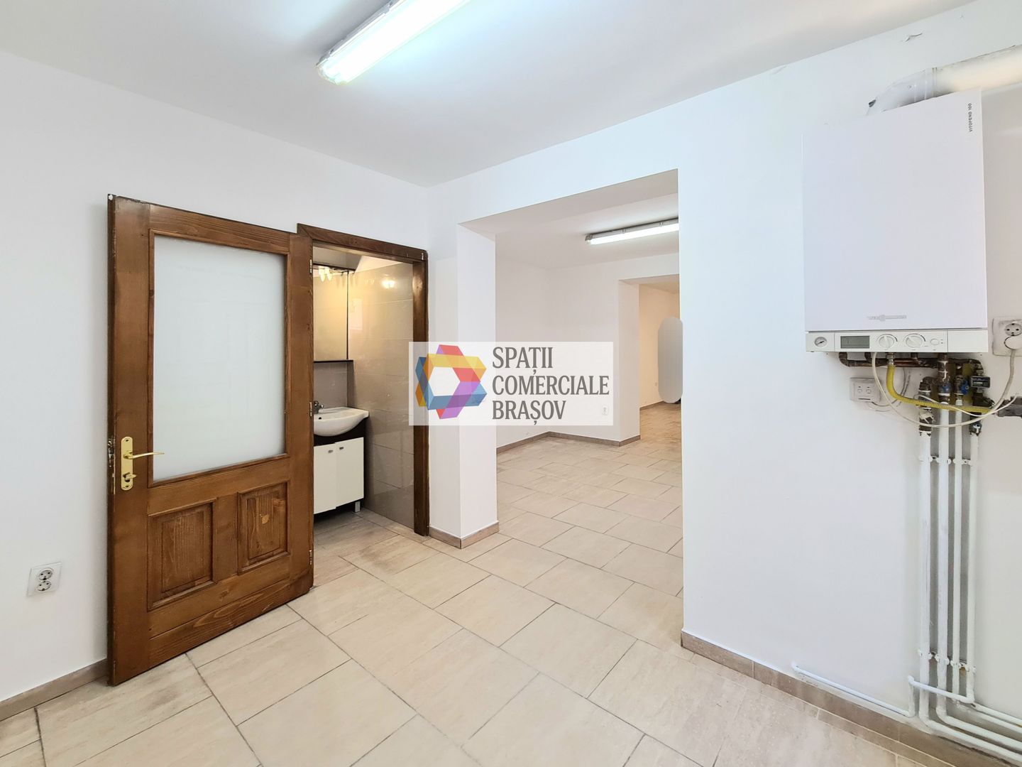 Spatiu închiriere Brasov, Republicii gang - 50 mp  # spatii-comerciale-brasov.ro - Poză 2