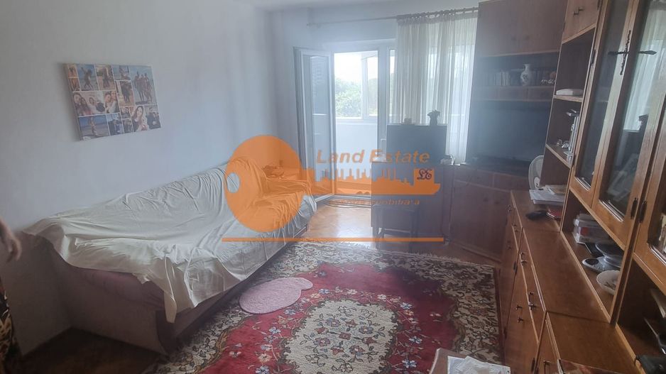 Apartament cu 4 camere in Politehnica - Poză 1