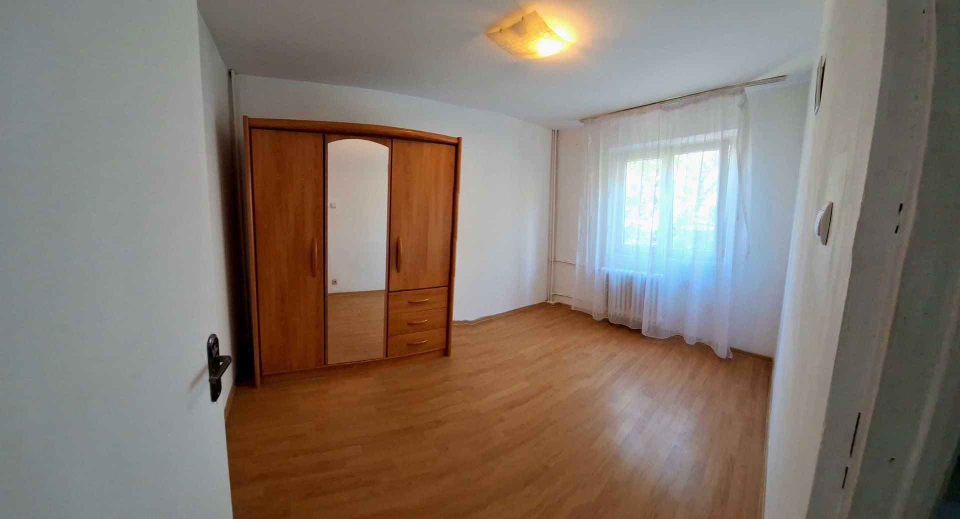 Apartament luminos 2 camere. Zona Izvorul rece. Brancoveanu. - Poză 3