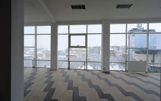 Cladire de birouri cu  spatii vitrate generoase in Zorilor. - Poză 5