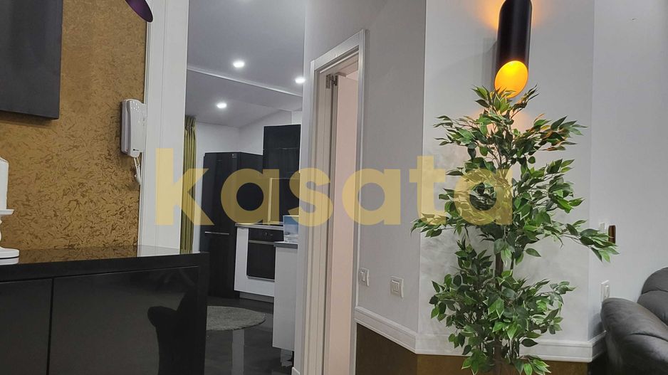 Apartament spațios de 4 camere pe două nivele de închiriat Floreasca - Poză 2