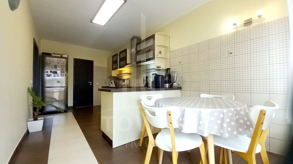 Proprietate deosebită de vânzare în Șelimbăr (zona Dracula) - Poză 4