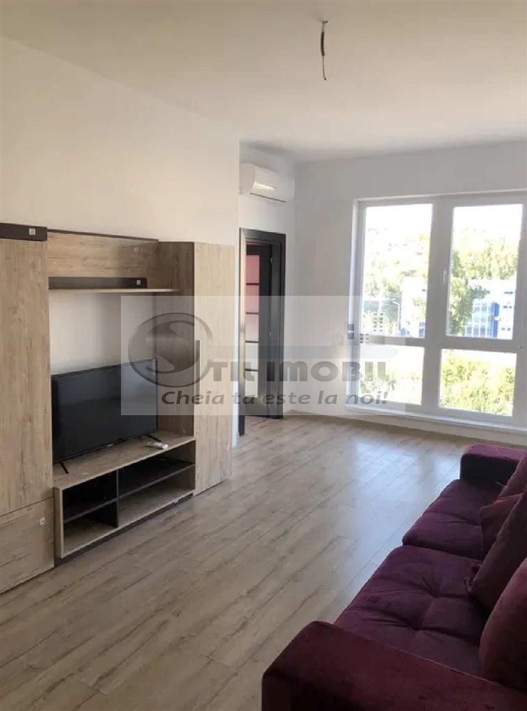 Inchiriez apartament Boheme Residence-loc parcare 350 Euro - Poză 1