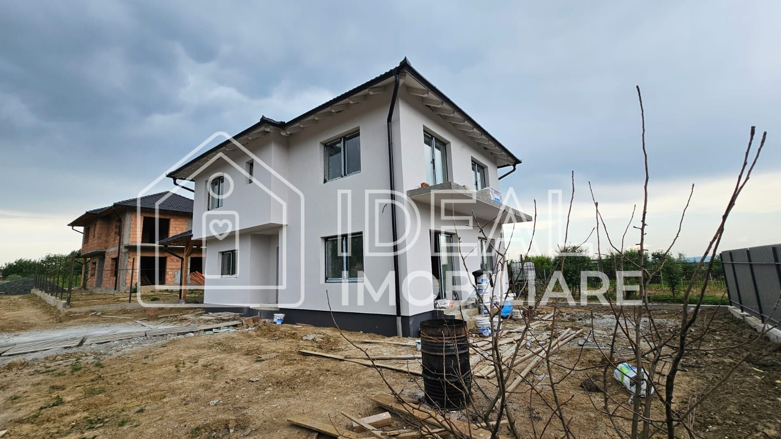 Casa Individuala cu 450 mp de curte si Carport, in Poplaca - Poză 5