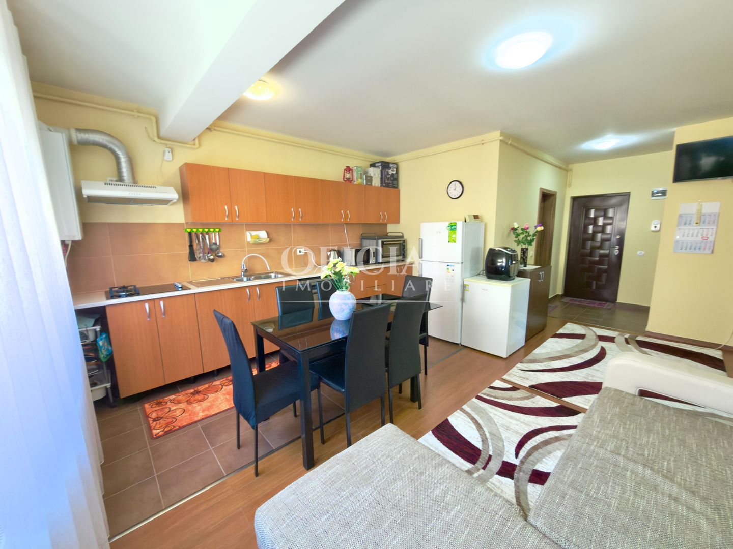 Apartament 3 Camere | Intermediar | Parcare | Zona Floresti Stejarului - Poză 3