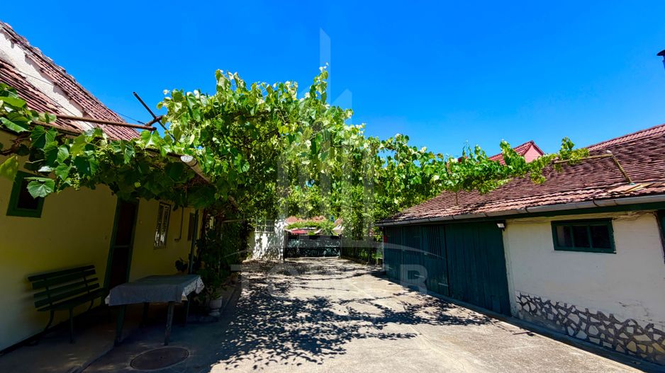 Casă de vânzare-teren 2.300 mp| Ocna Sibiului - Poză 8
