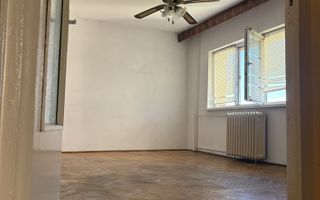 Apartament  2 camere  Soarelui etaj intermediar - Poză 2