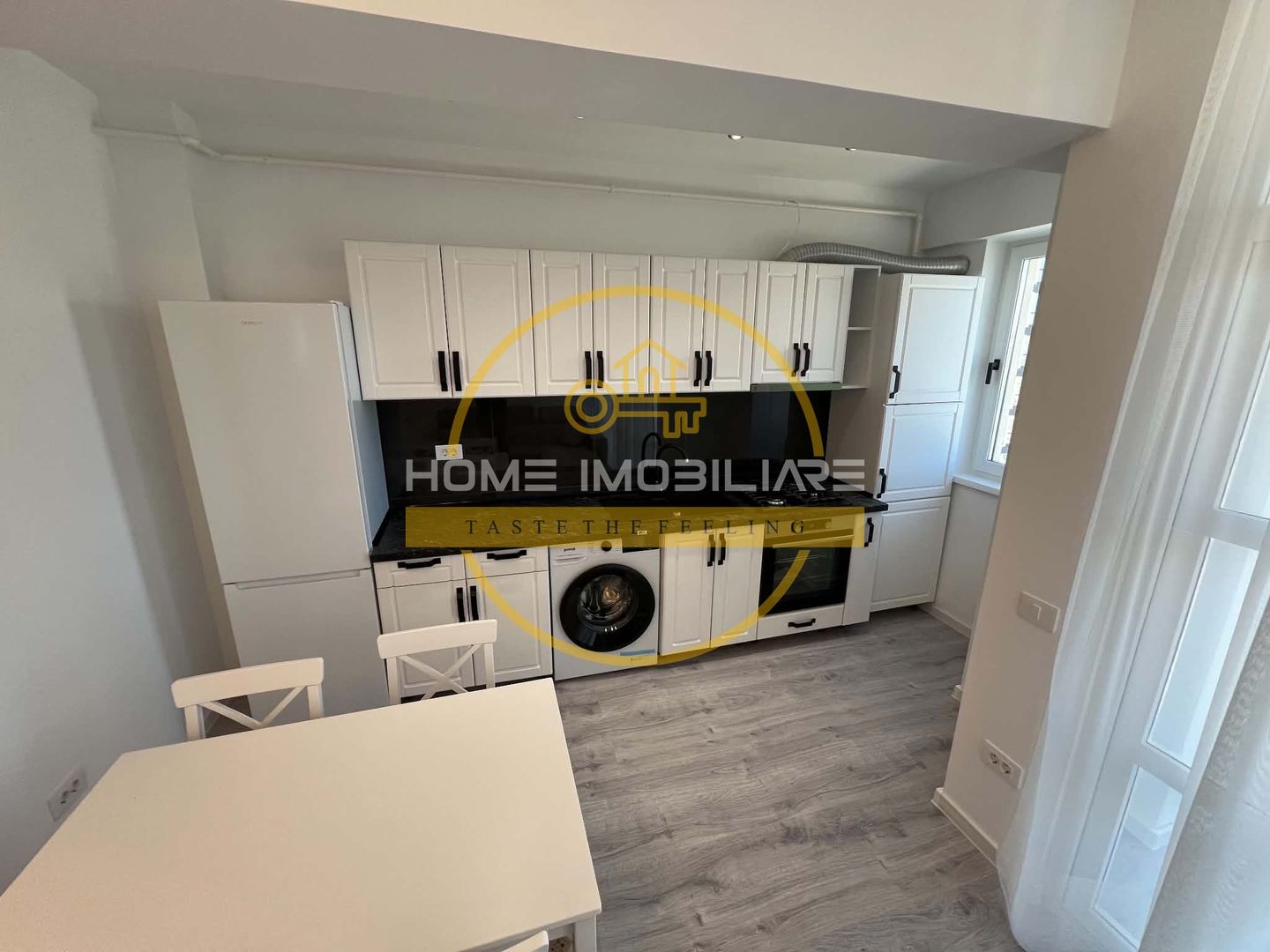 Etaj intermediar/Apartament 2Camere Mobilat&Utilat+Parcare -Cartier Visoianu! - Poză 3