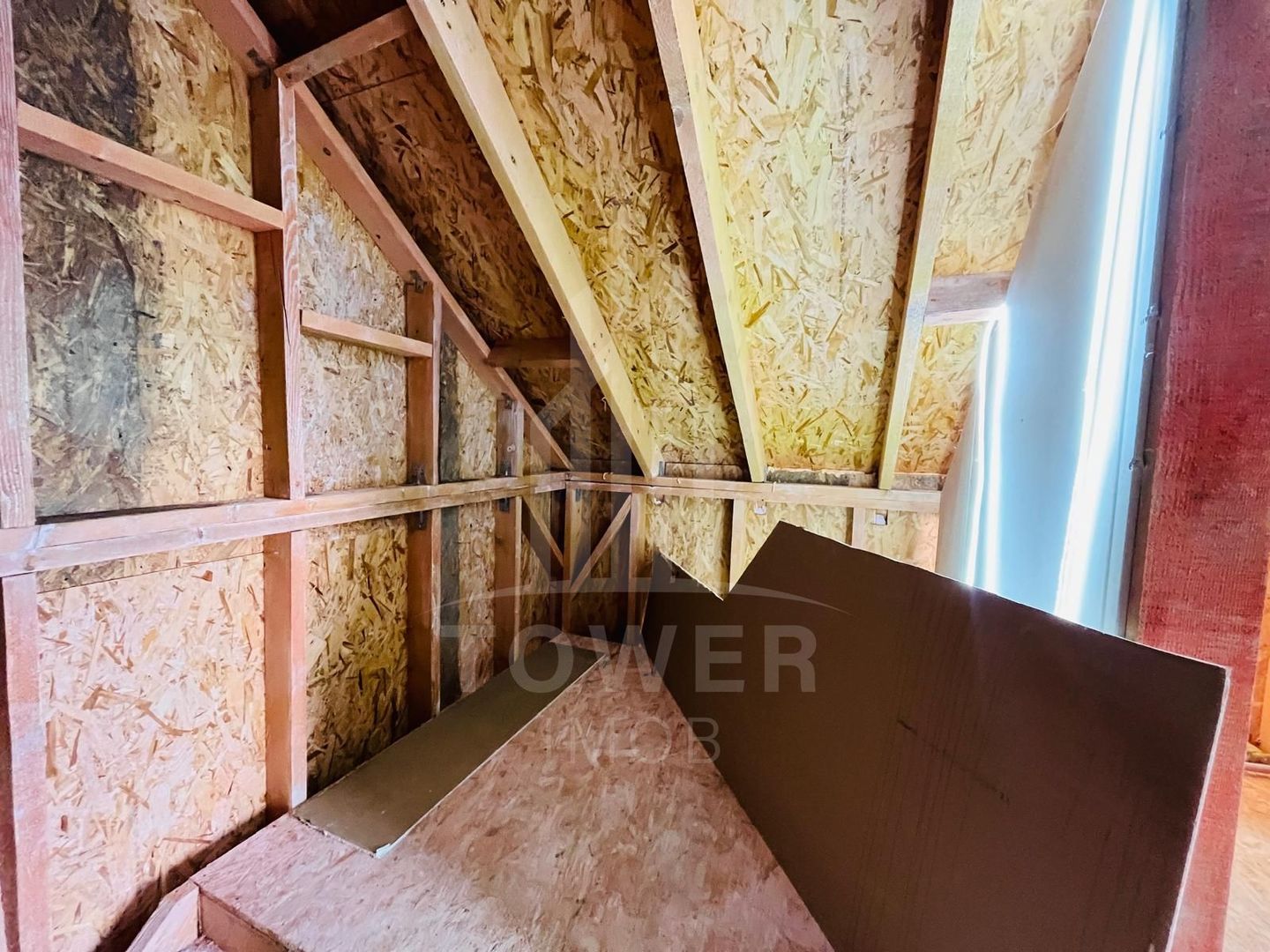 Cabana moderna cu view superb - Poză 9